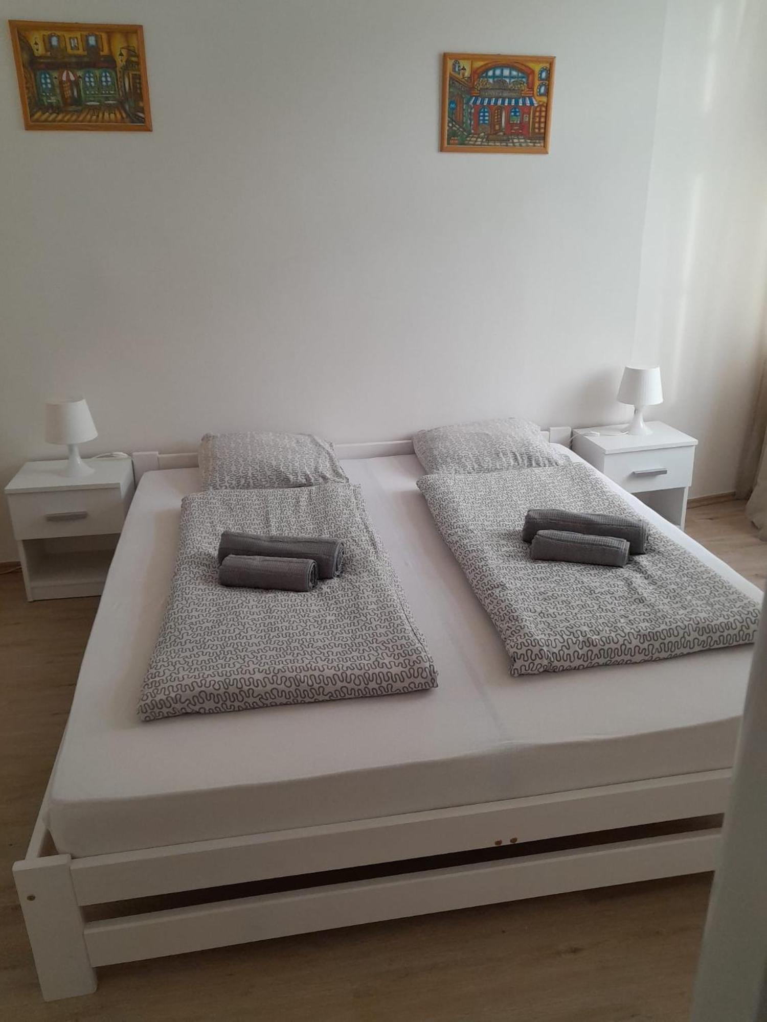 Lubert Apartmany S.R.O Prague Exterior photo