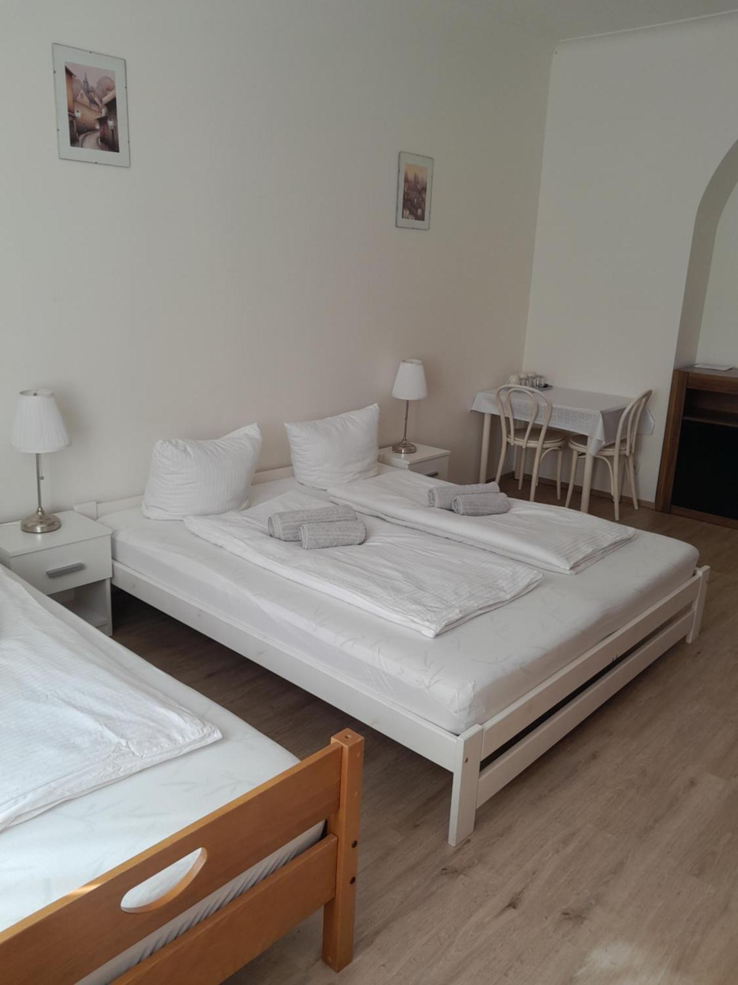Lubert Apartmany S.R.O Prague Exterior photo