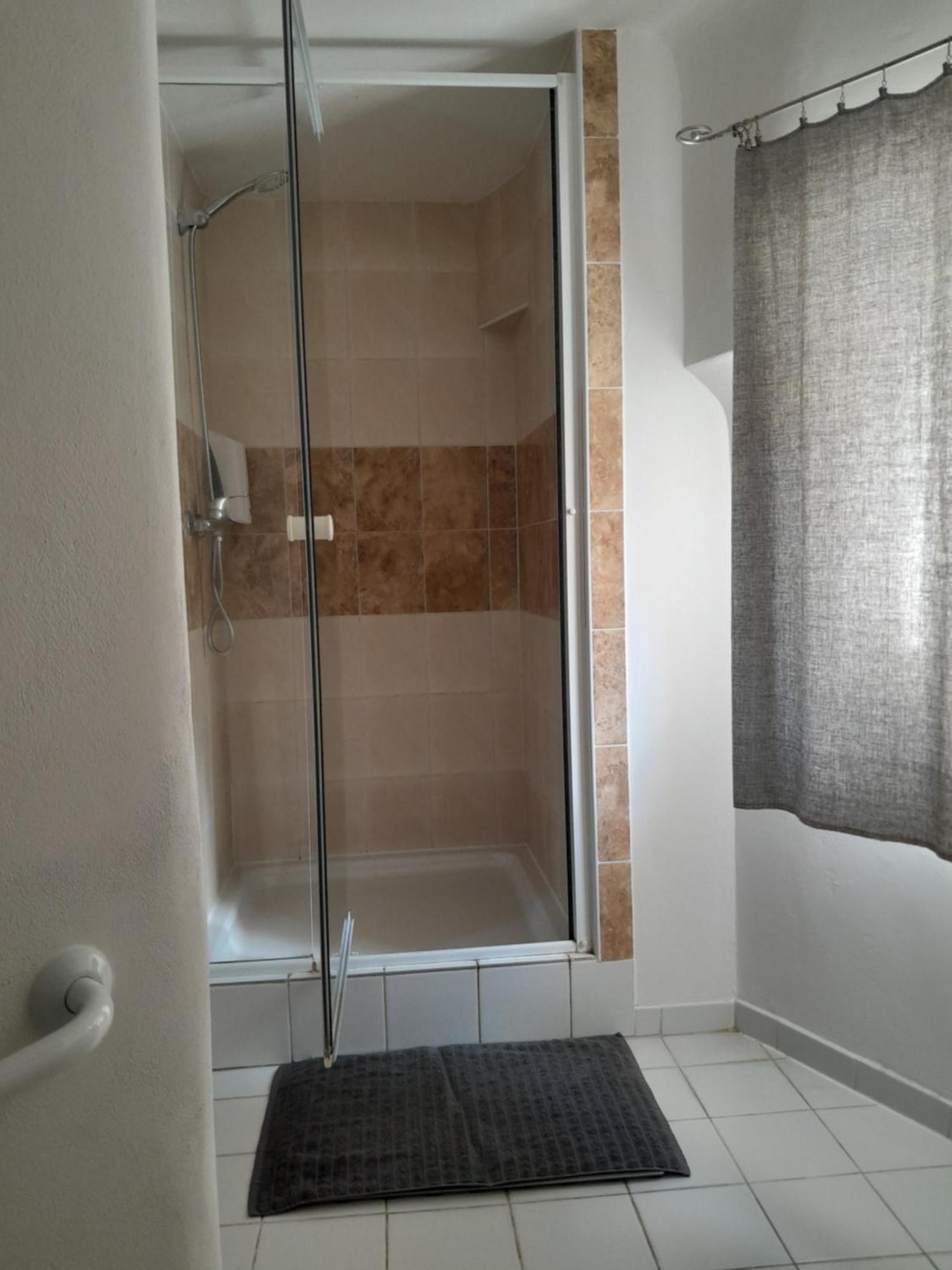 Lubert Apartmany S.R.O Prague Exterior photo