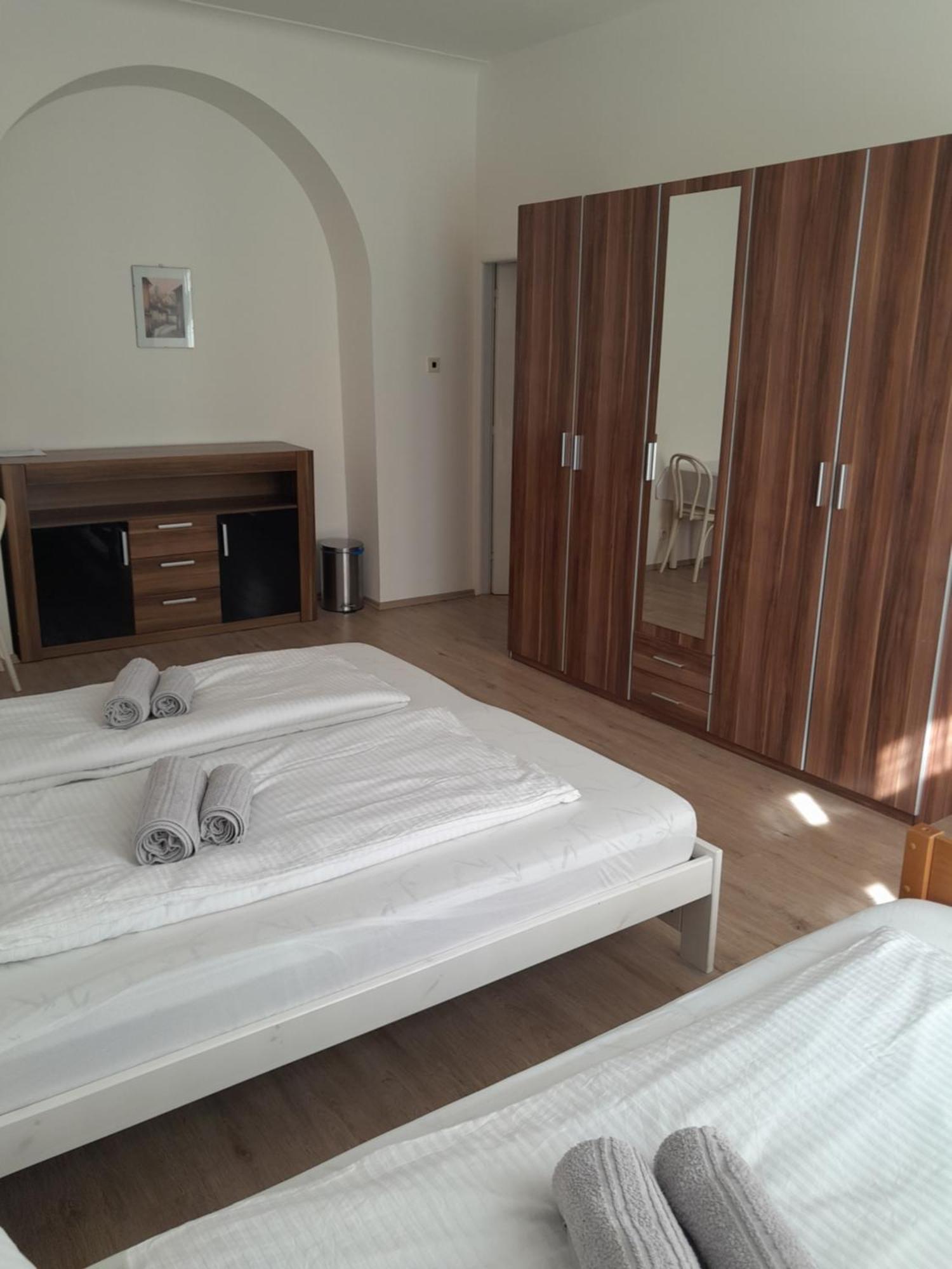 Lubert Apartmany S.R.O Prague Exterior photo